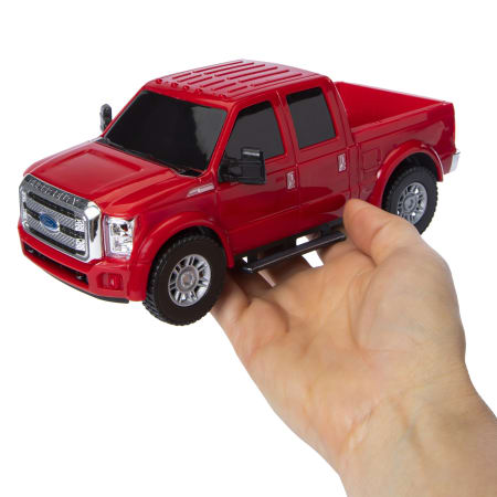 Ford F-350 Super Duty Platinum 1:28 Licensed Friction Car - Ford Red