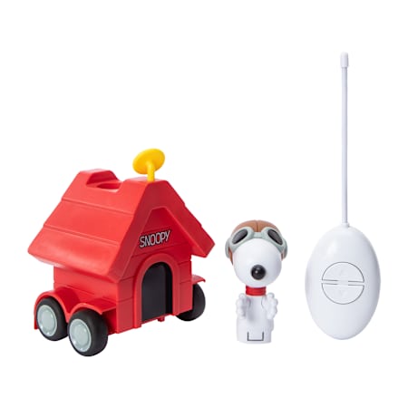 Peanuts® Remote Control Snoopy With Doghouse Toy